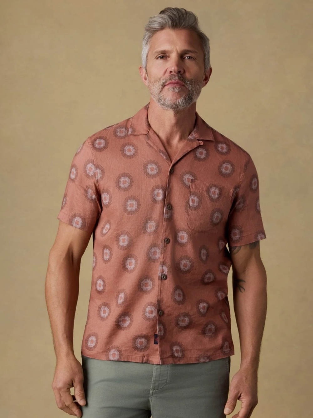 Faherty Short Sleeve Breeze Camp Shirt Sz XXL Sienna Coast Fireworks Print